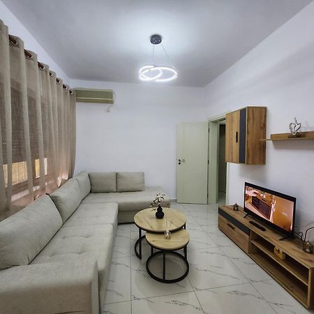 Nevi Apartment Tirana Kültér fotó